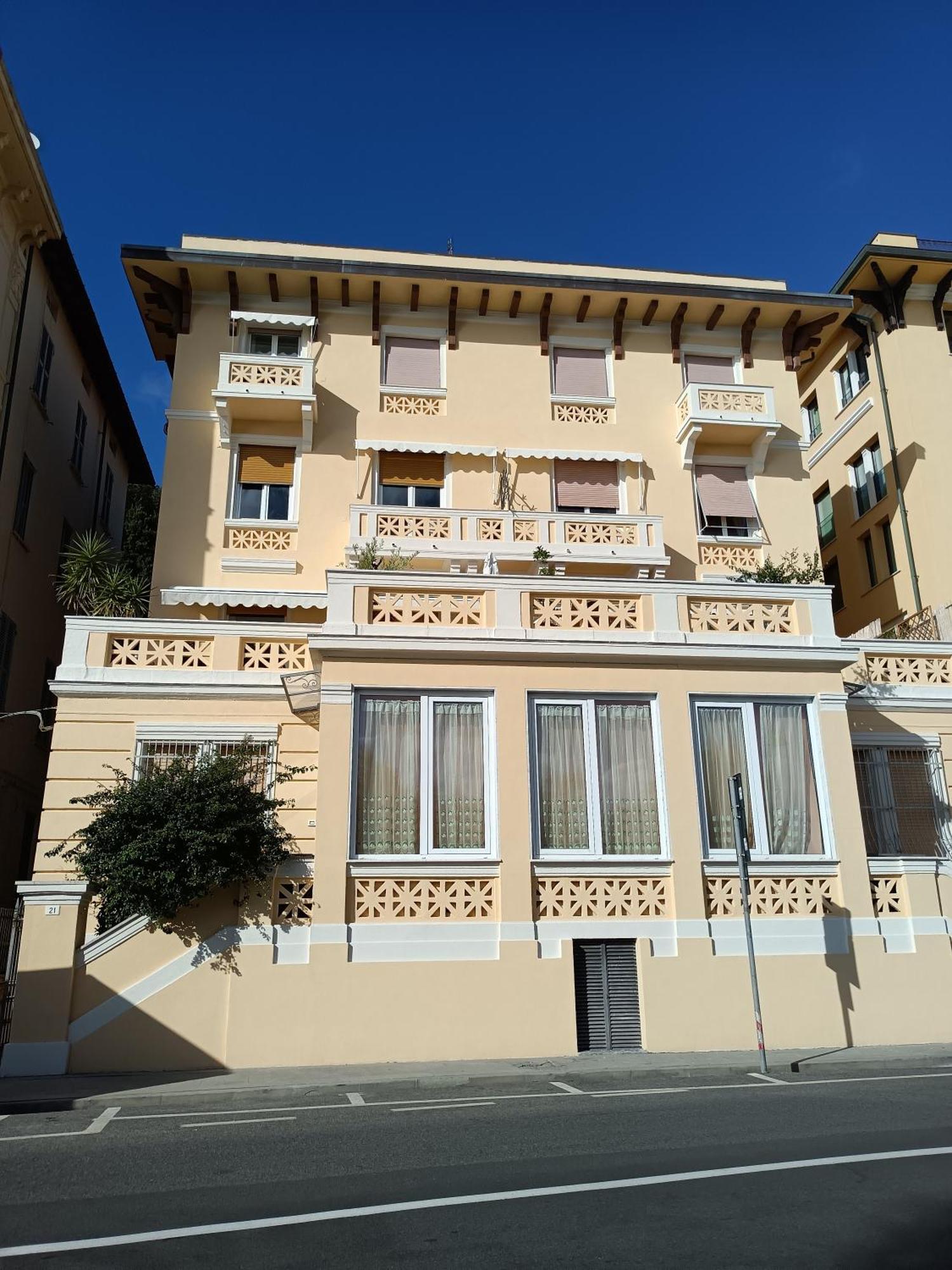 Apartamento Il Faro Dei Poeti Lerici Exterior foto